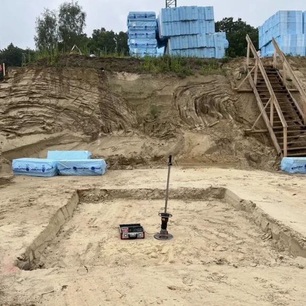Control de Compactación con Ensayo Proctor en Arica: Suelos Salinos y Áridos del Extremo Norte